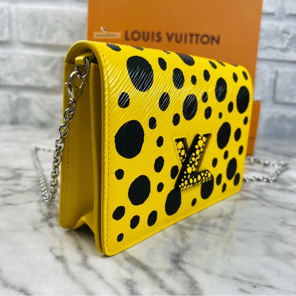 Louis Vuitton x Yayoi Kusama Twist Belt Chain Wallet In Jaune Noir
